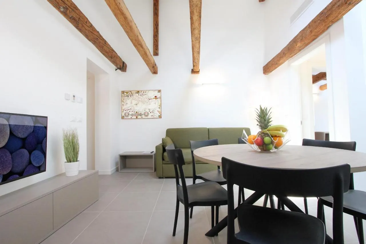Residence Degli Artisti Venice Italy