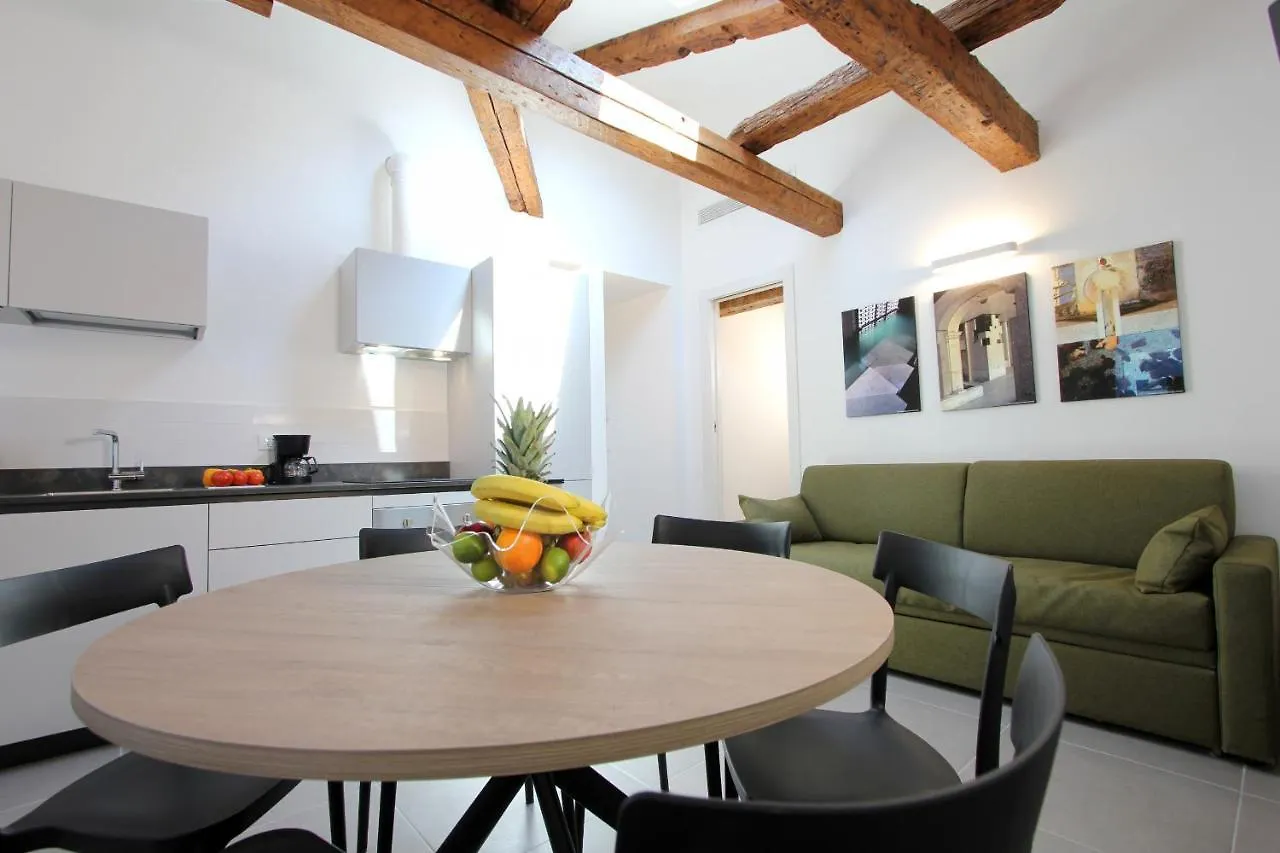 Residence Degli Artisti Venice