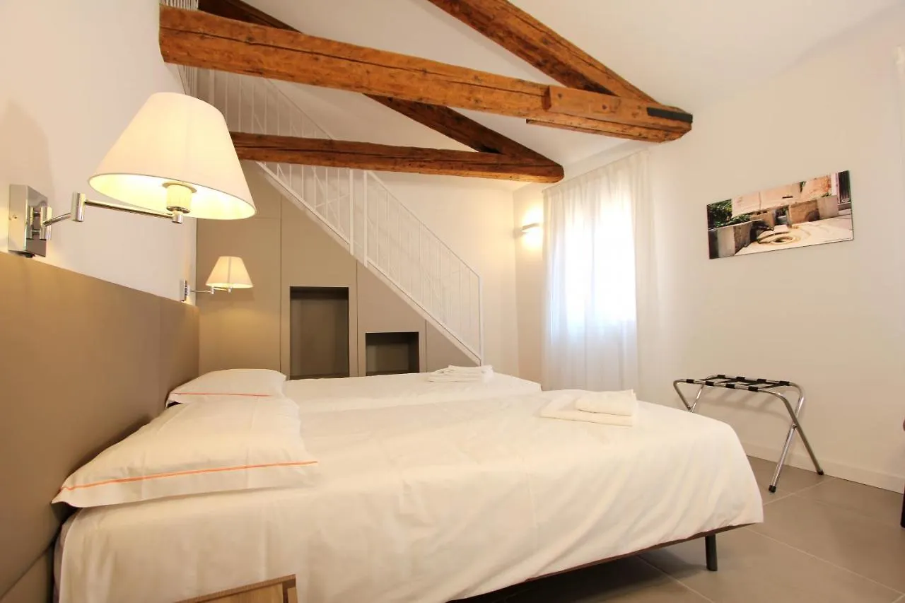 Apartment Residence Degli Artisti Venice Italy